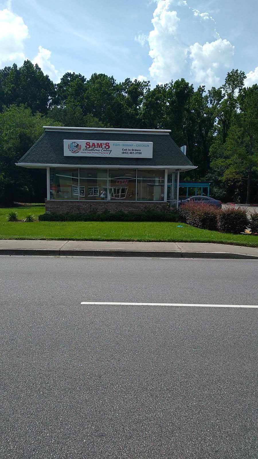 Sams Southern Eatery | restaurant | 1730 S Fraser St, Georgetown, SC 29440, USA | 8434613700 OR +1 843-461-3700