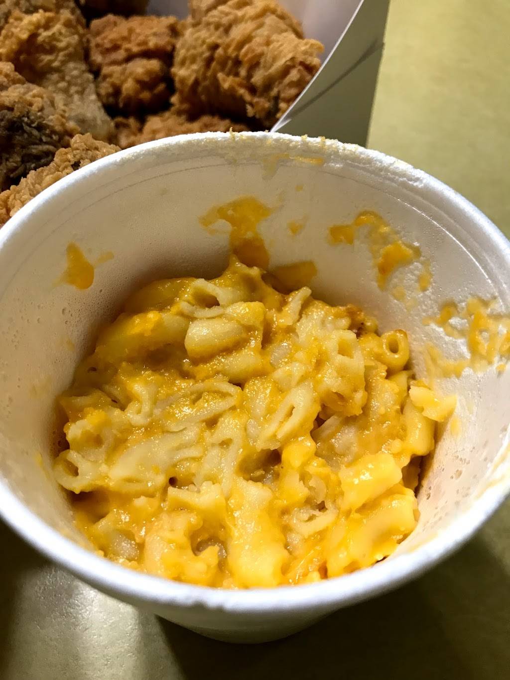 Churchs Chicken | restaurant | 8995 Grissom Rd, San Antonio, TX 78251, USA | 2106806207 OR +1 210-680-6207