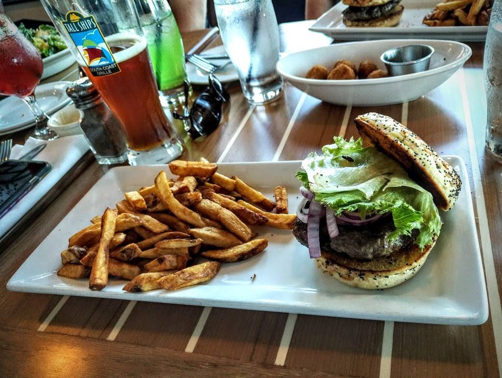 Tall Ships South Coast Grille | restaurant | 6 Broad St, Brockville, ON K6V 0C4, Canada | 6138658806 OR +1 613-865-8806