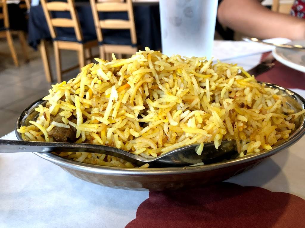 ZAUQ Indian and Pakistani Cuisine | restaurant | 4040 W Waters Ave, Tampa, FL 33614, USA | 8134431720 OR +1 813-443-1720