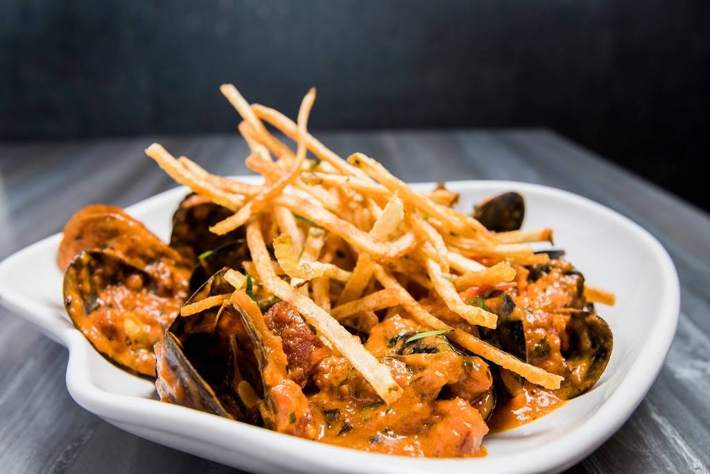 Avant | restaurant | 25 NE 2nd Ave, Delray Beach, FL 33444, USA | 5619218687 OR +1 561-921-8687