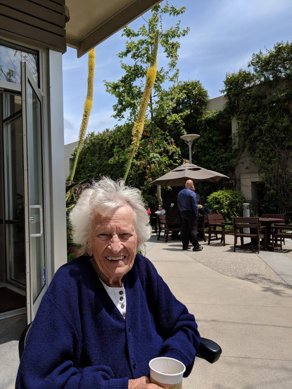 Cafe 538 Tin | cafe | 538 Superior Ave, Newport Beach, CA 92663, USA | 9496452233 OR +1 949-645-2233