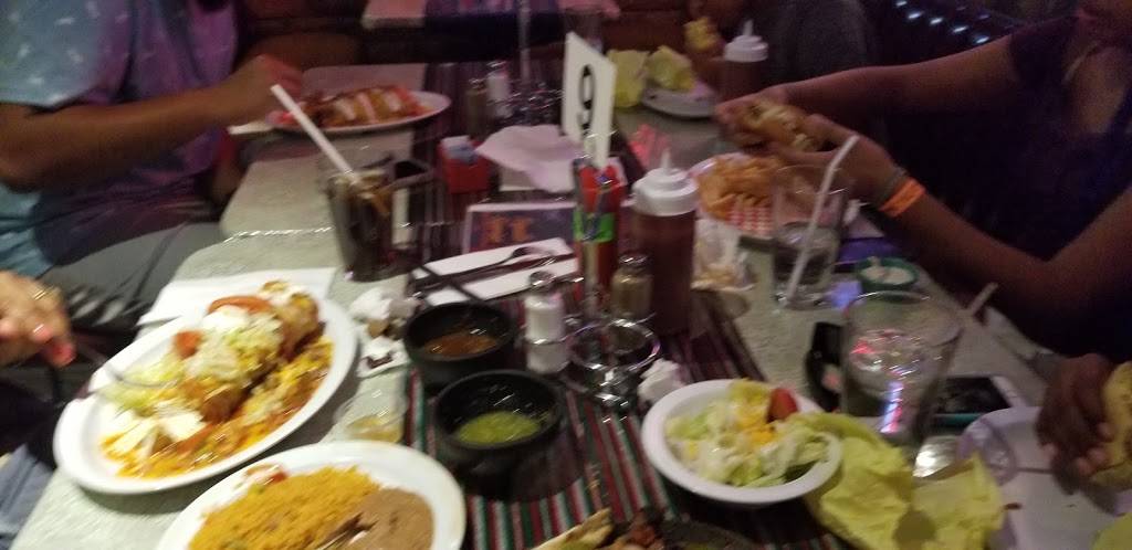 Sol Tapatio | restaurant | 3901 S Maryland Pkwy, Las Vegas, NV 89119, USA | 7029691301 OR +1 702-969-1301