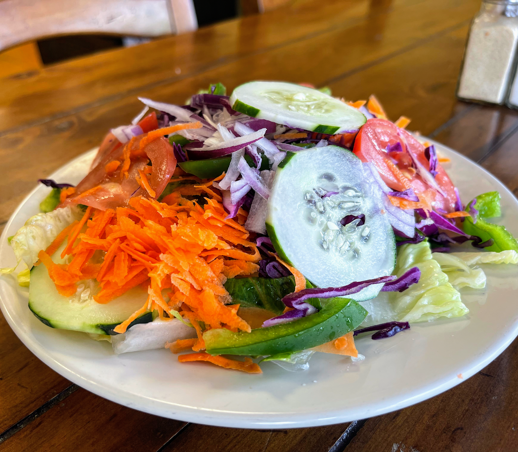 Familia Pizza | restaurant | 739 Linden St, Bethlehem, PA 18018, USA | 6104194026 OR +1 610-419-4026