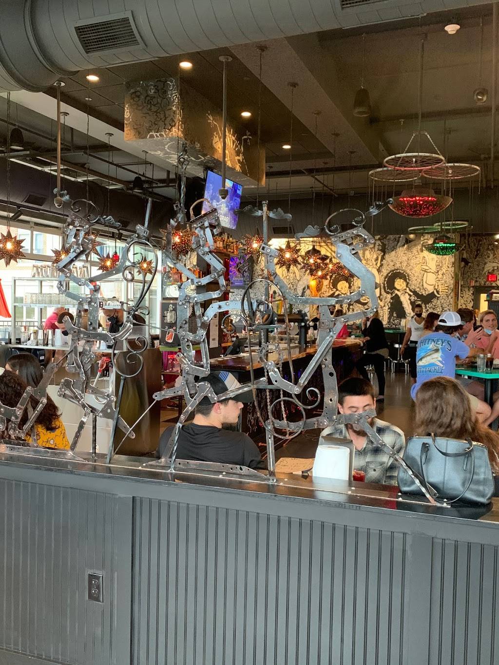 Barrio | restaurant | 2 Merrimack St, Haverhill, MA 01830, USA | 9785193967 OR +1 978-519-3967