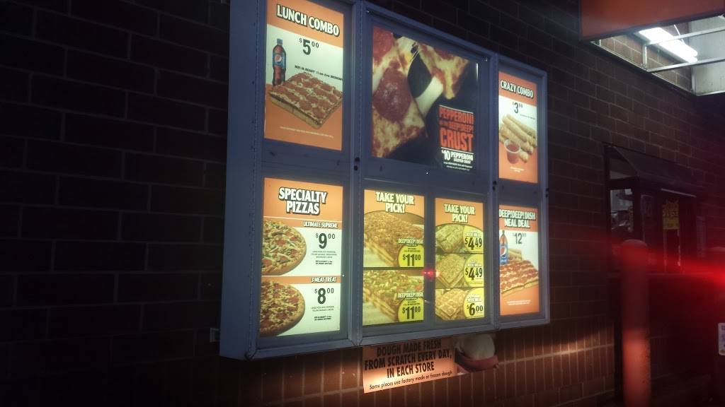 Little Caesars Pizza | meal takeaway | 152 West Logan St, Noblesville, IN 46060, USA | 3177739999 OR +1 317-773-9999