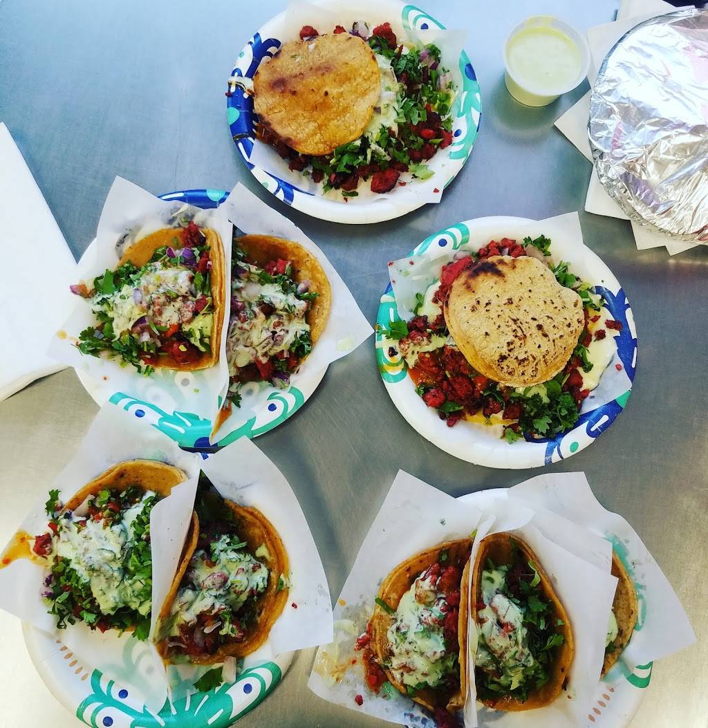 Tacos El Gordo | restaurant | North, 3260 Losee Rd, North Las Vegas, NV 89030, USA | 7026418228 OR +1 702-641-8228