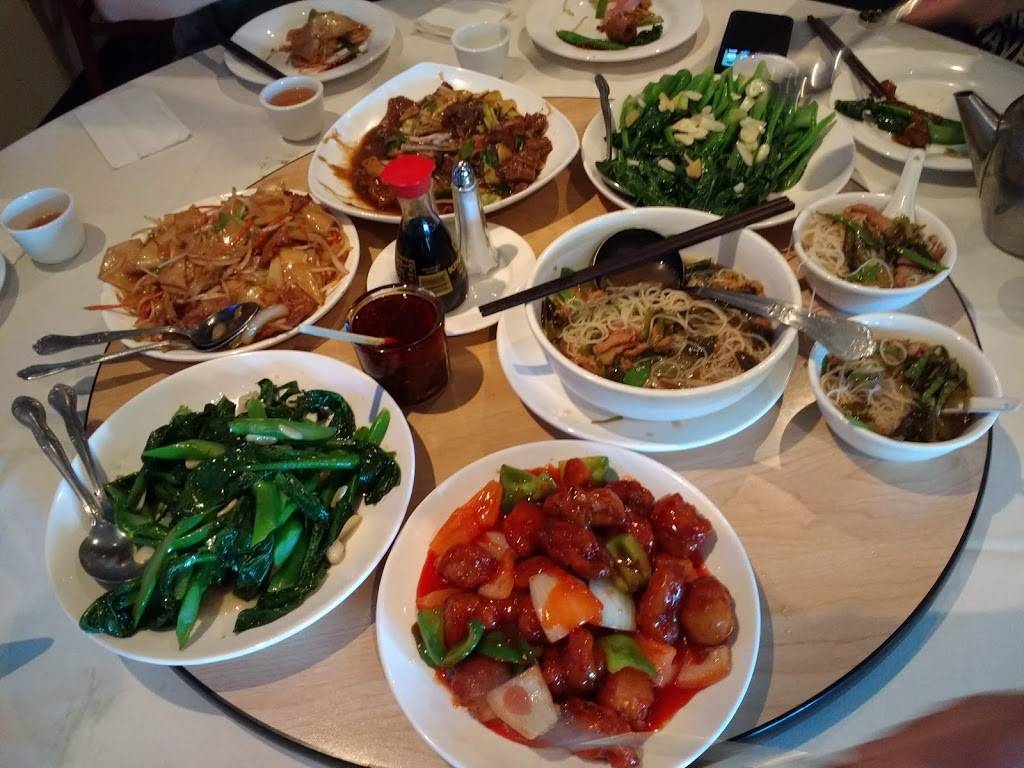 Gold Chopsticks | restaurant | Suite A-11, 3170 Santa Rita Rd, Pleasanton, CA 94566, USA | 9258464568 OR +1 925-846-4568