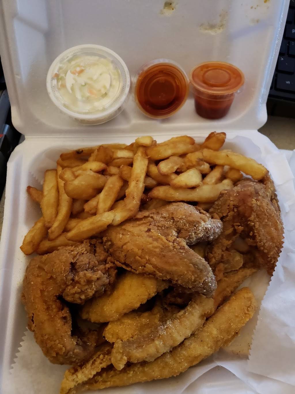 JJs Fish & Chicken | restaurant | 2598 Candler Rd, Decatur, GA 30034, USA | 6782078286 OR +1 678-207-8286
