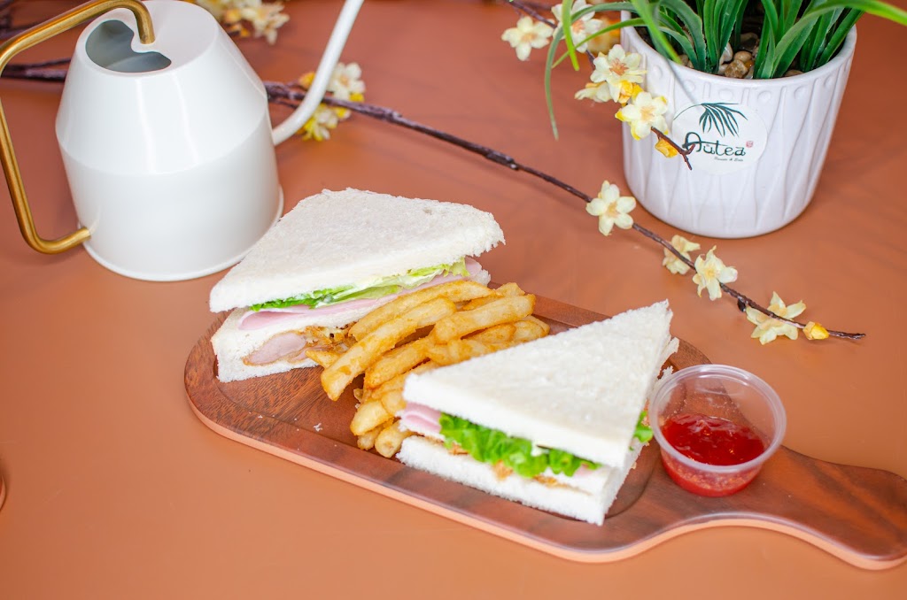 AUTEA SWEETS & EATS | cafe | 2026 S Clark St UNIT A&B, Chicago, IL 60616, USA | 3127091335 OR +1 312-709-1335