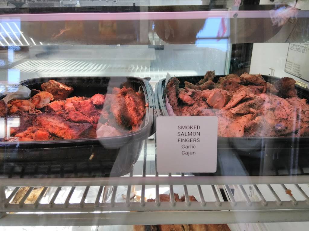 Mrs Peters Smoke House | restaurant | 1500 NE Dixie Hwy, Jensen Beach, FL 34957, USA | 7723342184 OR +1 772-334-2184