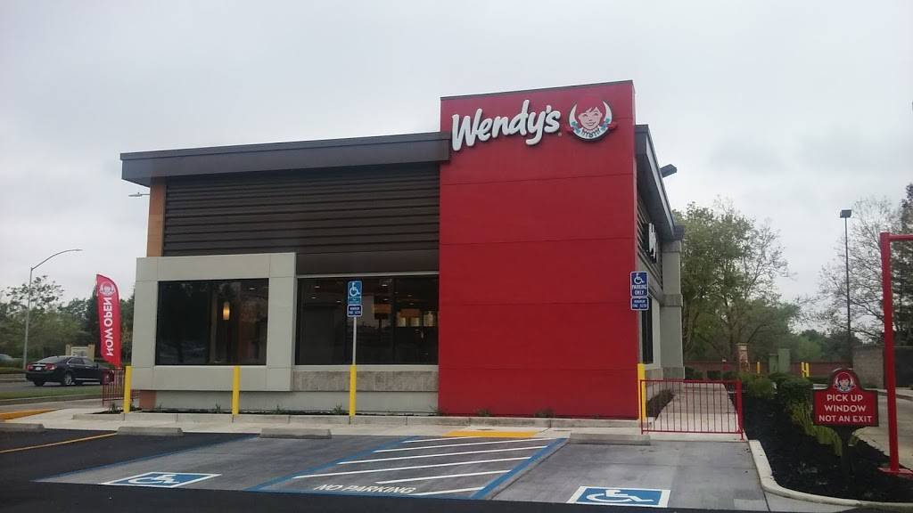 Wendys | restaurant | 8871 Bond Rd, Elk Grove, CA 95624, USA | 9166850620 OR +1 916-685-0620