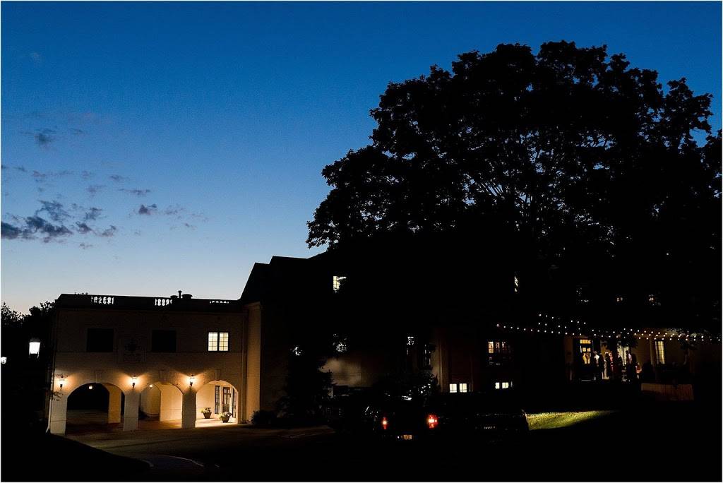 Woodstock Club | restaurant | 1301 W 38th St, Indianapolis, IN 46208, USA | 3179263348 OR +1 317-926-3348