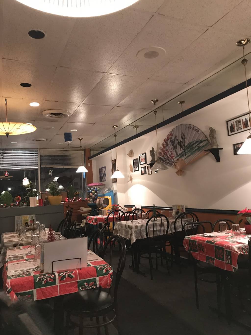 Restaurant la Mer Jaune | restaurant | 5832 Boulevard Léger, Montréal-Nord, QC H1G 1K6, Canada | 5143246511 OR +1 514-324-6511