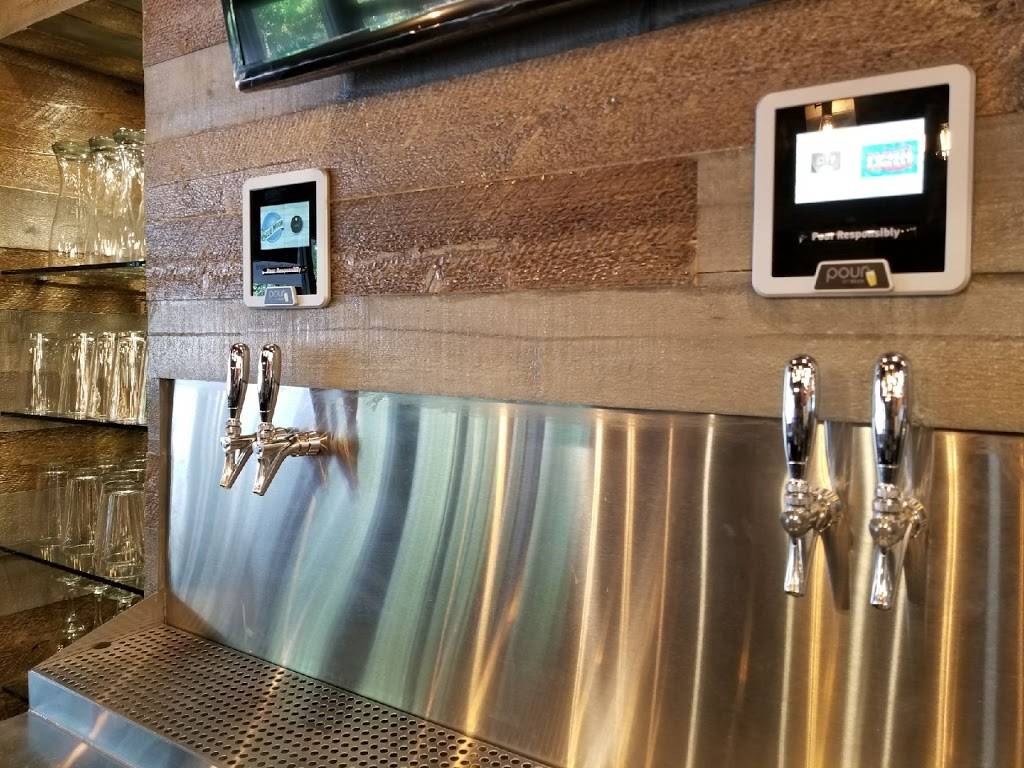 Round Table Pizza-Wings-Brew | meal delivery | 629 San Ramon Valley Blvd, Danville, CA 94526, USA | 9258204000 OR +1 925-820-4000