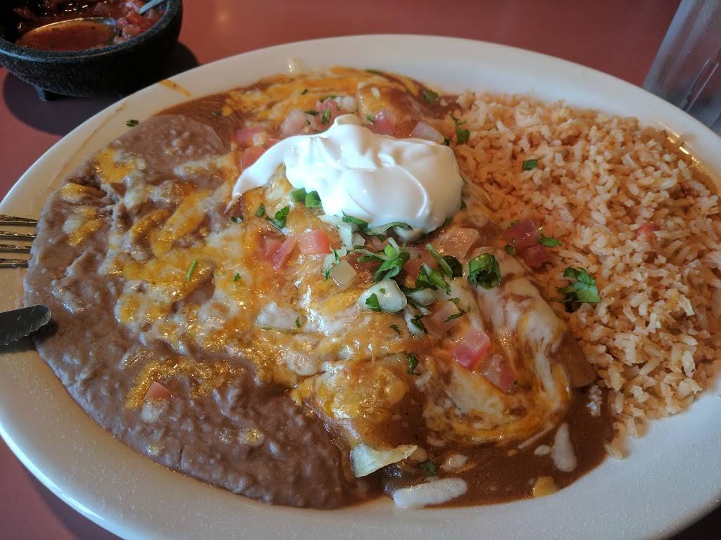 El Rodeo Mexican Restaurant | restaurant | 40 W Shaw Ave, Clovis, CA 93612, USA | 5592990675 OR +1 559-299-0675