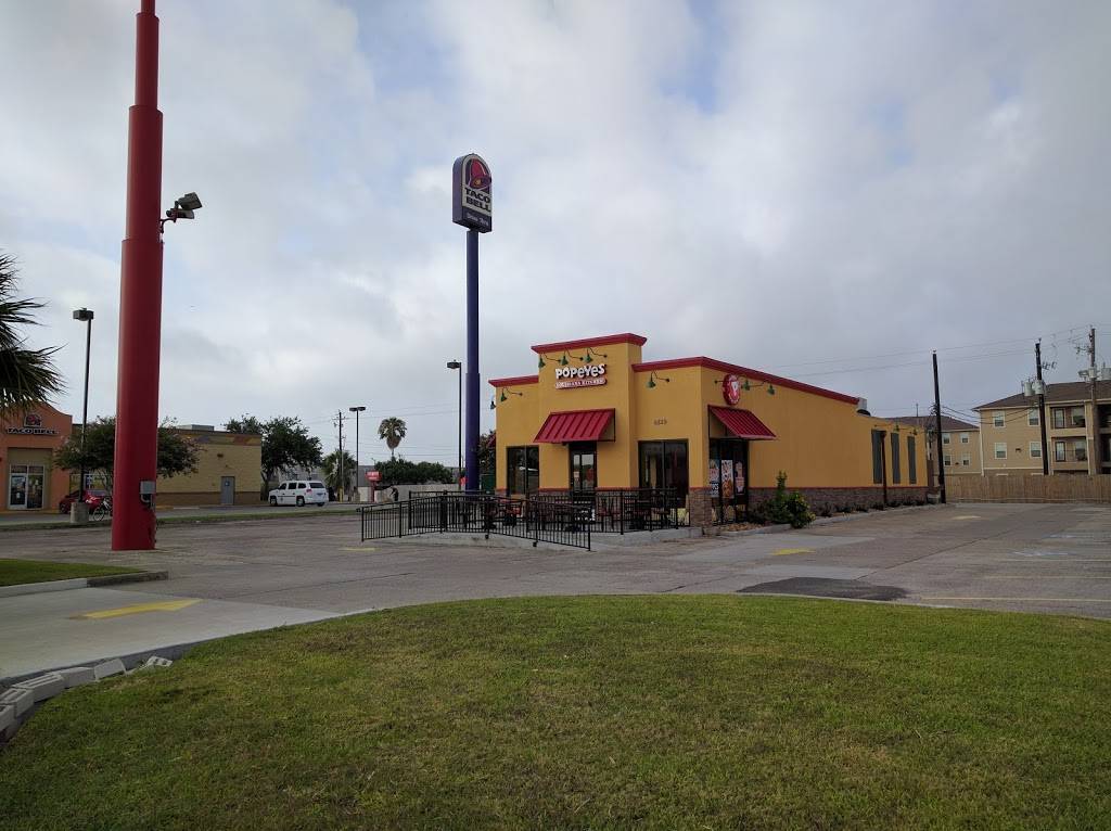 Popeyes Louisiana Kitchen | restaurant | 6829 S Padre Island Dr, Corpus Christi, TX 78412, USA | 3619930331 OR +1 361-993-0331