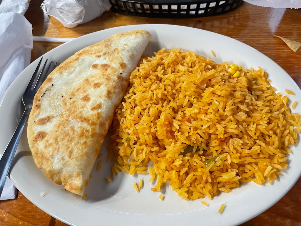 La Terraza Restaurant | restaurant | 610 Vacherie St, Lockport, LA 70374, USA | 9852131838 OR +1 985-213-1838