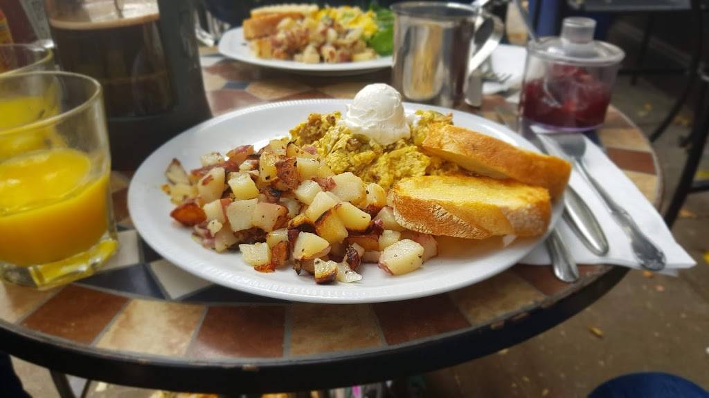 Tenth West | restaurant | 1903 10th Ave W, Seattle, WA 98119, USA | 2067086742 OR +1 206-708-6742