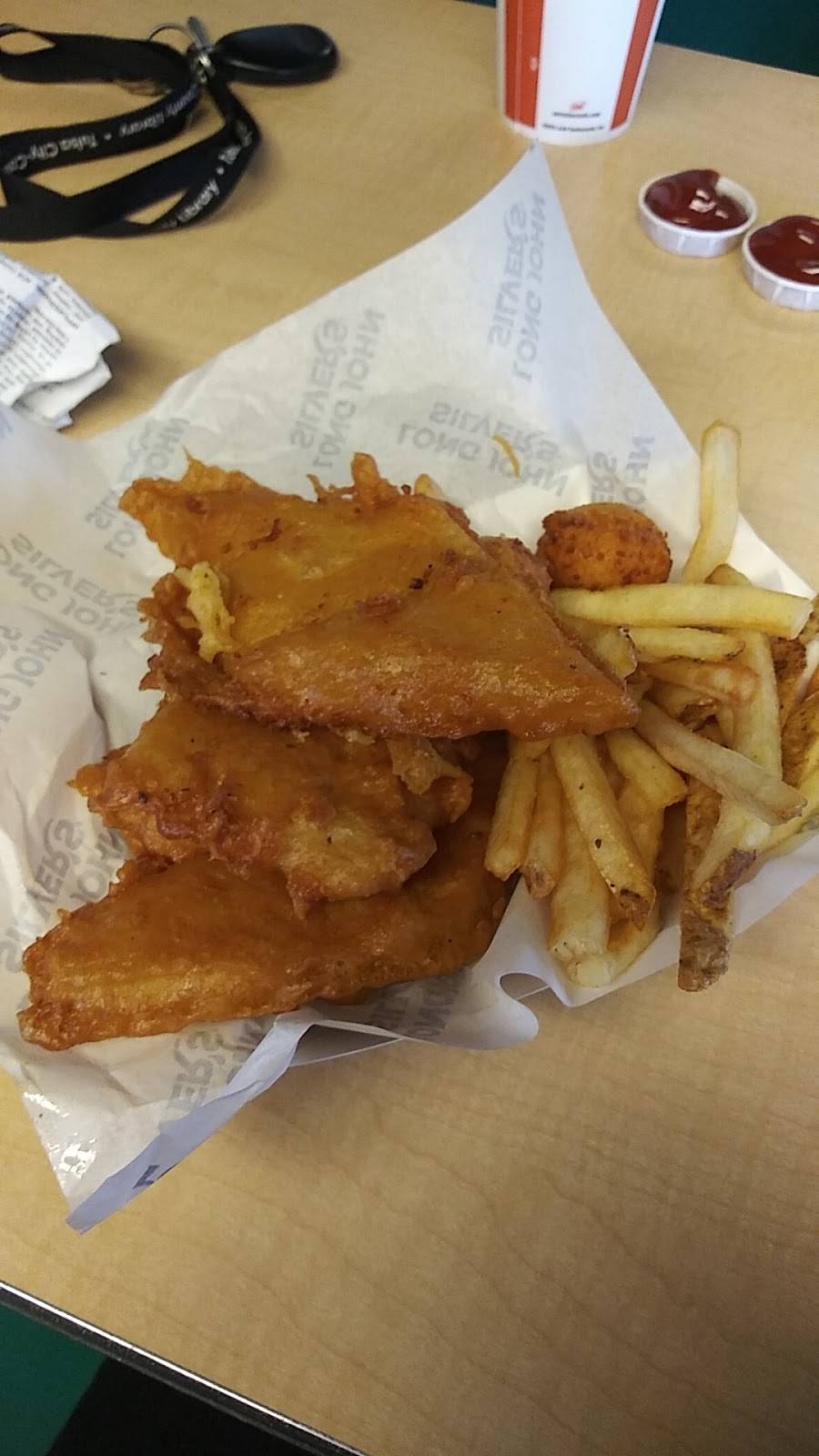 Long John Silvers-A&W Root Beer | restaurant | 3152 East 51st Street South, Tulsa, OK 74105, USA | 9187491219 OR +1 918-749-1219