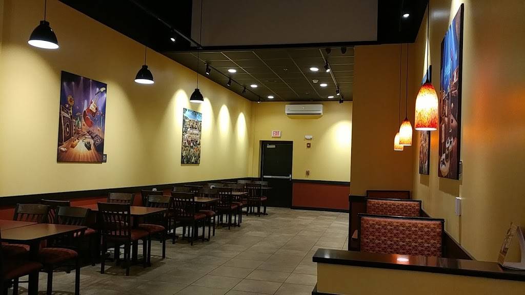 Moes Southwest Grill | restaurant | 800 Loudon Rd, Latham, NY 12110, USA | 5182504463 OR +1 518-250-4463