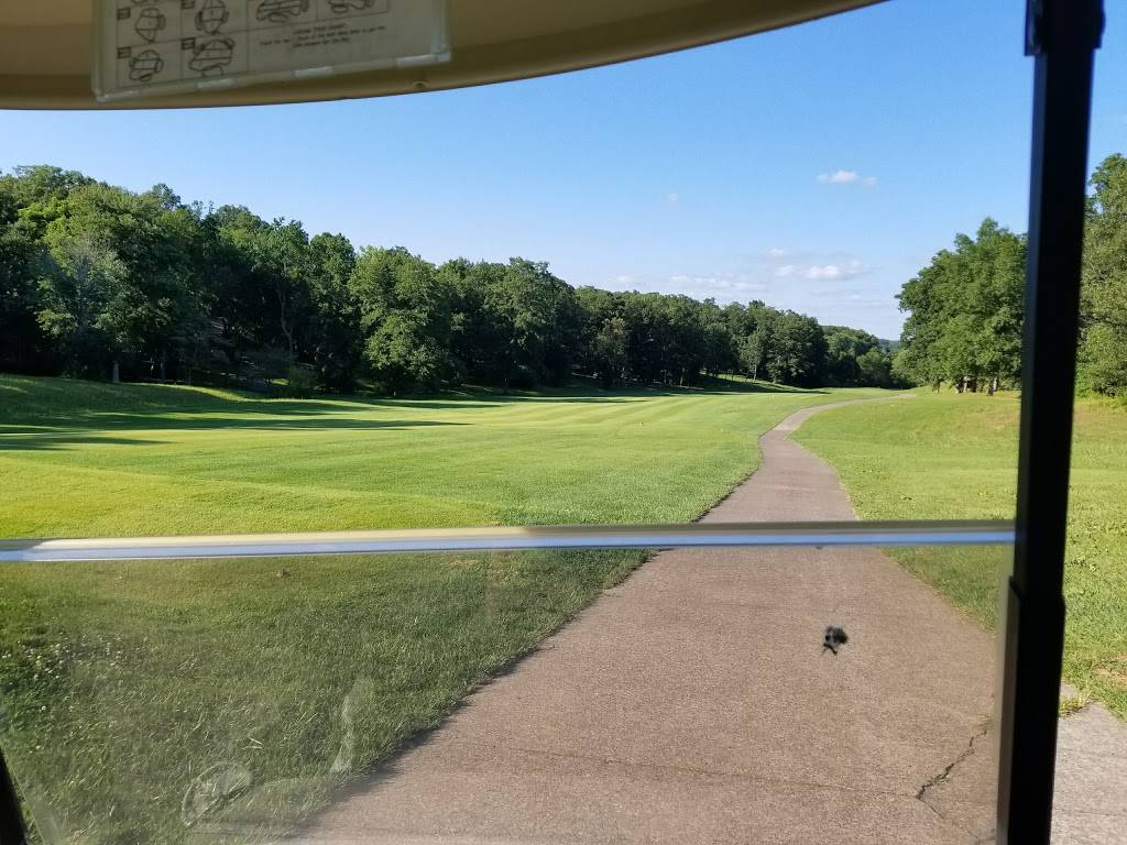 Christmas Lake Golf Course | restaurant | 1 Clubhouse Rd, Santa Claus, IN 47579, USA | 8779627465 OR +1 877-962-7465