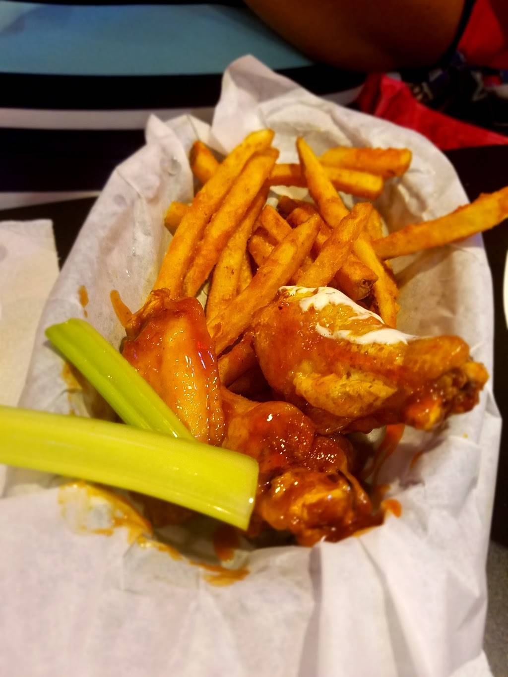 Wicked Wings, Kyle, TX | restaurant | 5401 Farm to Market 1626 #305, Kyle, TX 78640, USA | 5122627957 OR +1 512-262-7957