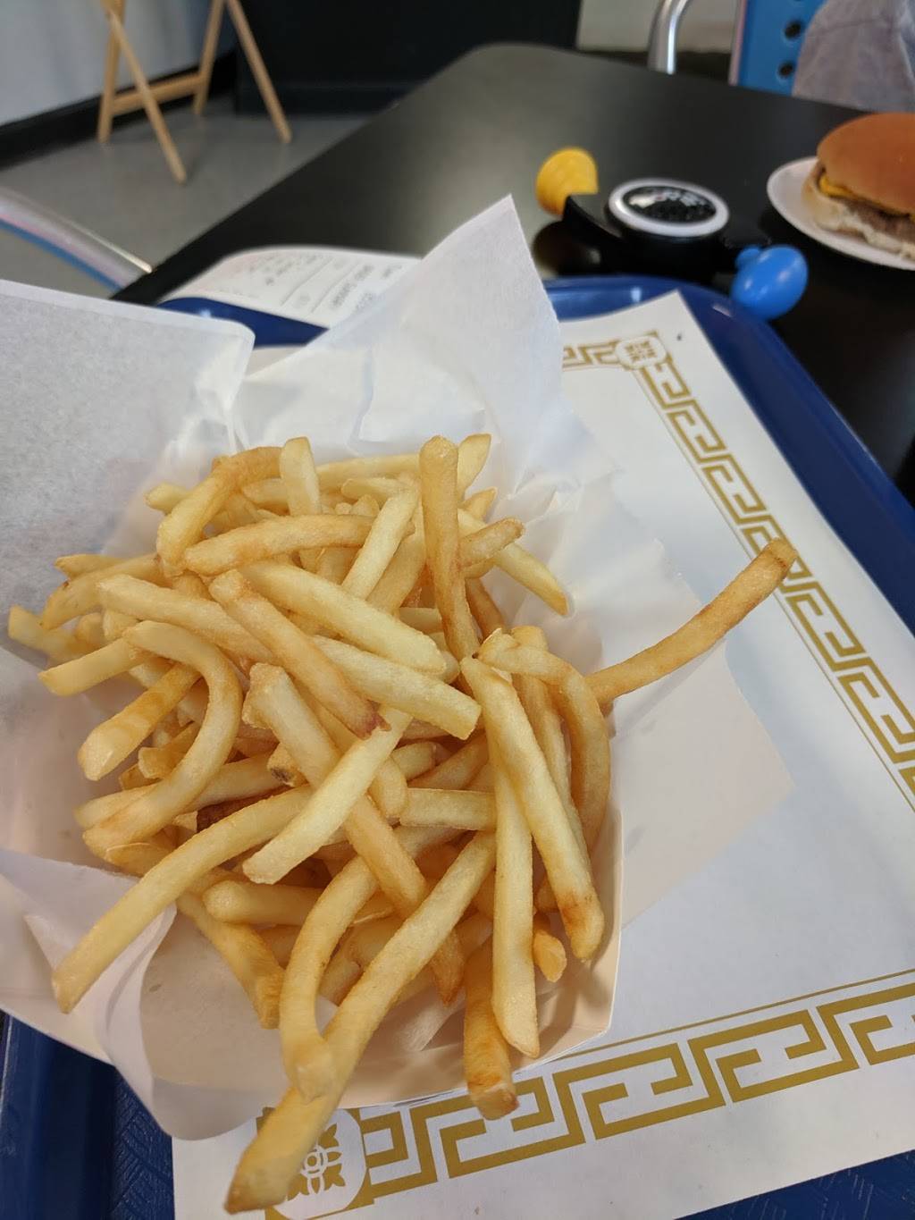 DAPS Ice Cream, Burgers, & Fries | restaurant | 3278 Stuarts Draft Hwy #2, Waynesboro, VA 22980, USA | 5404665967 OR +1 540-466-5967