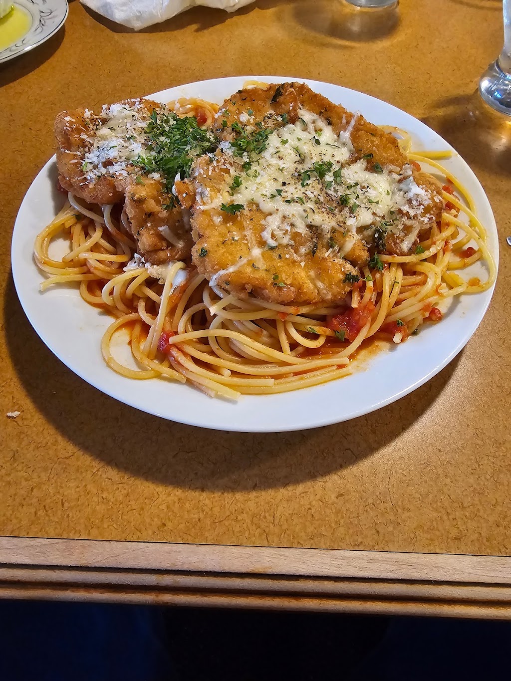 Pasquales Pasta House | restaurant | 301 Broad St, Elyria, OH 44035, USA | 4403661816 OR +1 440-366-1816