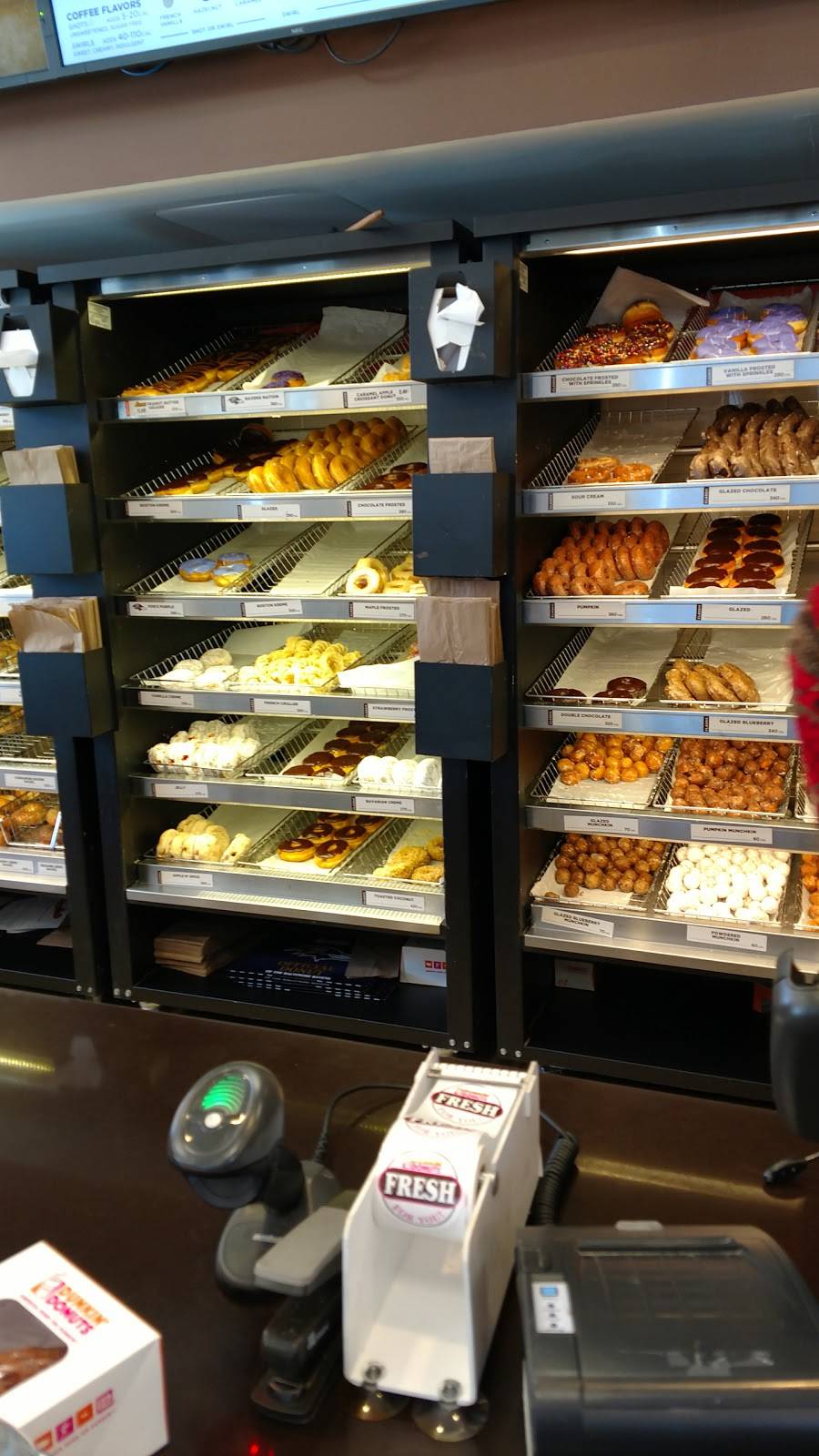 Dunkin | cafe | 4109 Mountain Rd, Pasadena, MD 21122, USA | 4102552000 OR +1 410-255-2000