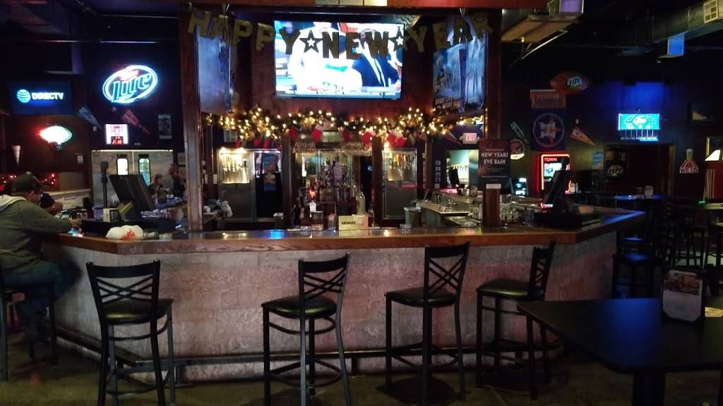 Skoltz Sports Bar And Grill | restaurant | 3111 N Fry Rd #180, Katy, TX 77449, USA | 8323214177 OR +1 832-321-4177