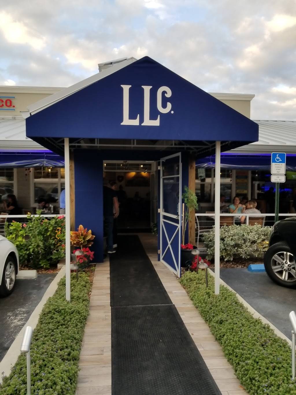Lucky Lobster Co. | restaurant | 941 Huntley Ave, Dunedin, FL 34698, USA | 7272281222 OR +1 727-228-1222