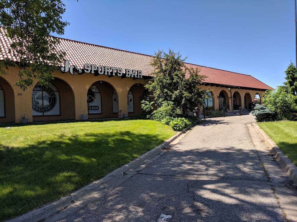 JCs Sports Bar | restaurant | 251 Burnsville Pkwy, Burnsville, MN 55337, USA | 9528086861 OR +1 952-808-6861