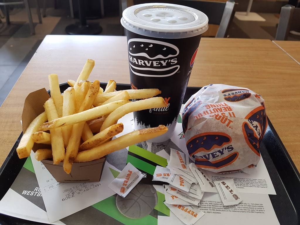 Harveys | meal takeaway | 401 Bayfield St, Barrie, ON L4M 3C5, Canada | 7057373911 OR +1 705-737-3911