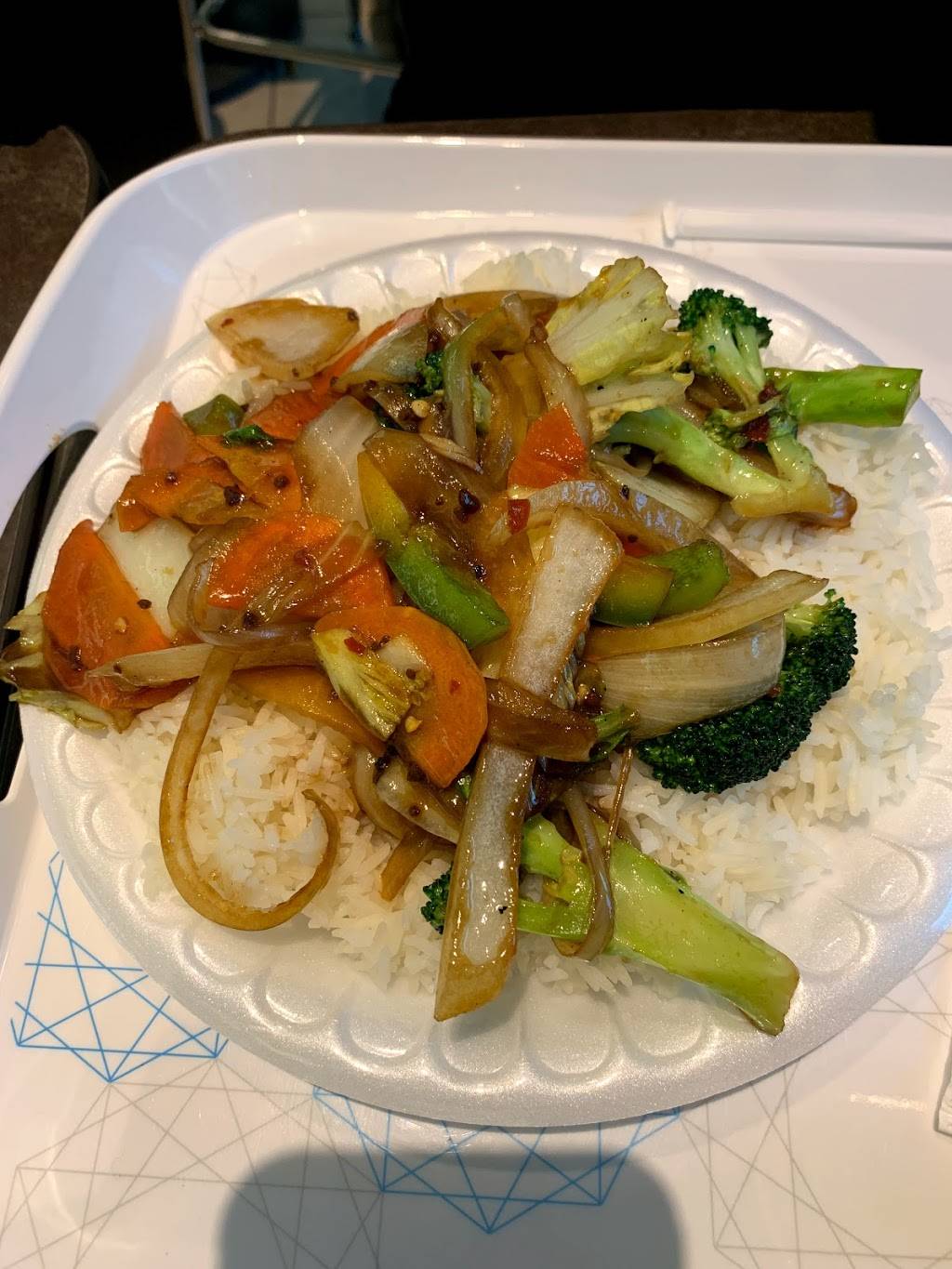 Thai Express | restaurant | 2960 Kingsway Dr CF Fairview Park Mall, Kitchener, ON N2C 1X1, Canada | 5198948828 OR +1 519-894-8828