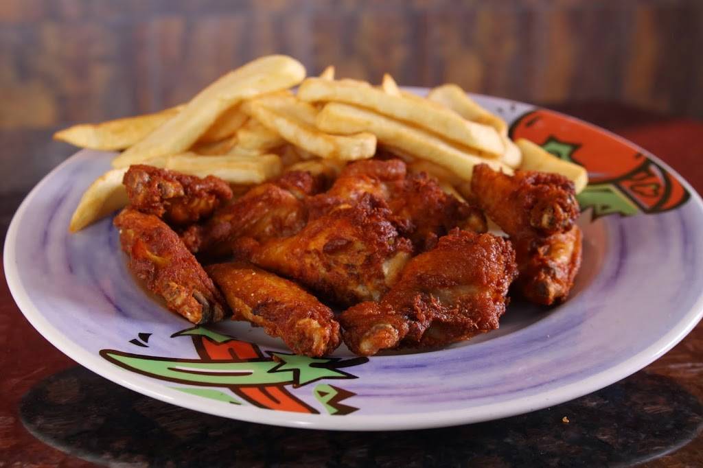 Starters Bar and Grill Midtown | restaurant | 4501 Woodward Ave, Detroit, MI 48201, USA | 3138313100 OR +1 313-831-3100