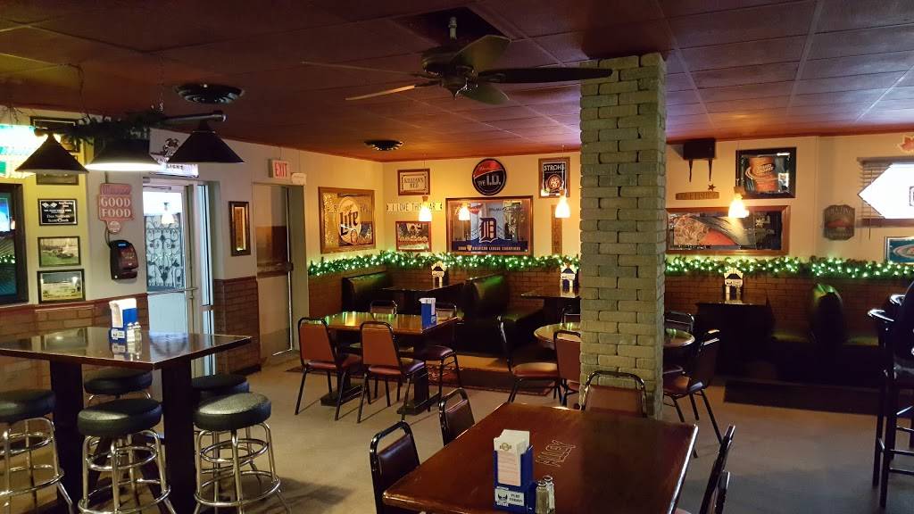 The Alley Bar & Grill | restaurant | 1104 N Saginaw St, St Charles, MI 48655, USA | 9898656226 OR +1 989-865-6226