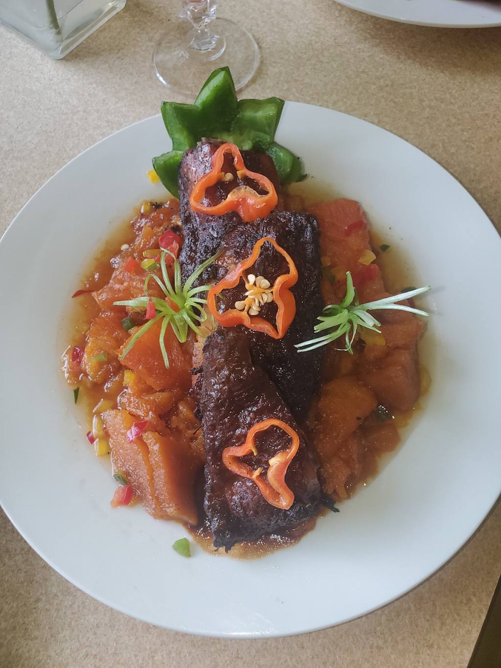 Jerk & Juice | restaurant | 440 E McCullough Dr Suite 126, Charlotte, NC 28262, USA | 9802995038 OR +1 980-299-5038