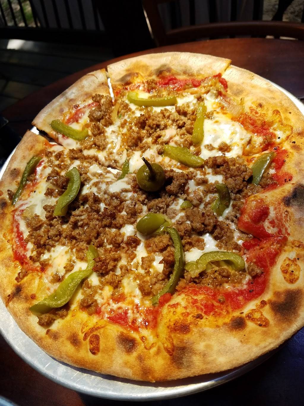 Switch Brick-Oven Pizza & Wine Bar | restaurant | 1615 S Royall St, Palestine, TX 75801, USA | 9037297700 OR +1 903-729-7700