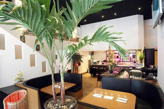 Enzo Sushi | restaurant | 150 Boulevard René-Lévesque E #130, Québec, QC G1R 2V6, Canada | 4186491688 OR +1 418-649-1688