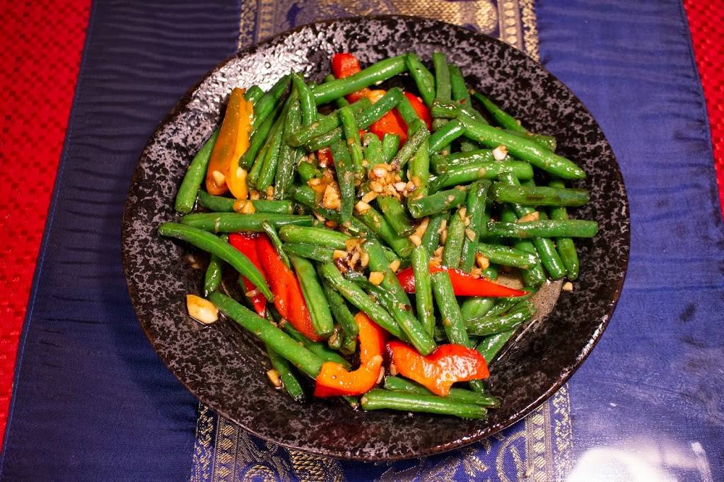 Ya Yaa Thai Cuisine | restaurant | 1130 W Redondo Beach Blvd, Gardena, CA 90247, USA | 3105323315 OR +1 310-532-3315