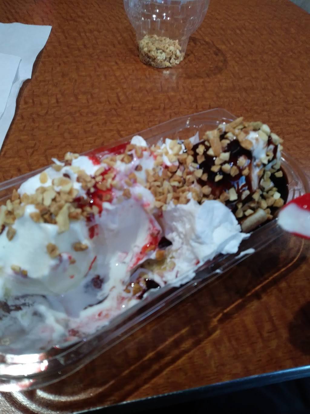 Dairy Queen Grill & Chill | restaurant | 240 E Lake Mead Pkwy, Henderson, NV 89015, USA | 7025588221 OR +1 702-558-8221