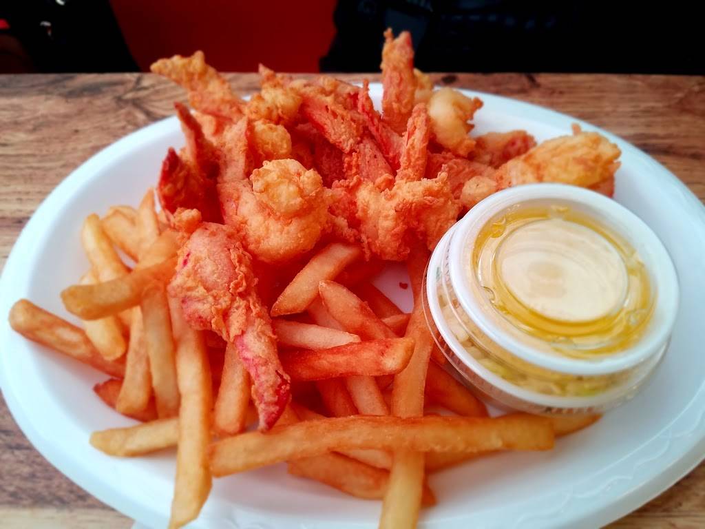 Seafood Sams | restaurant | 356 Palmer Ave, Falmouth, MA 02540, USA | 5085407877 OR +1 508-540-7877