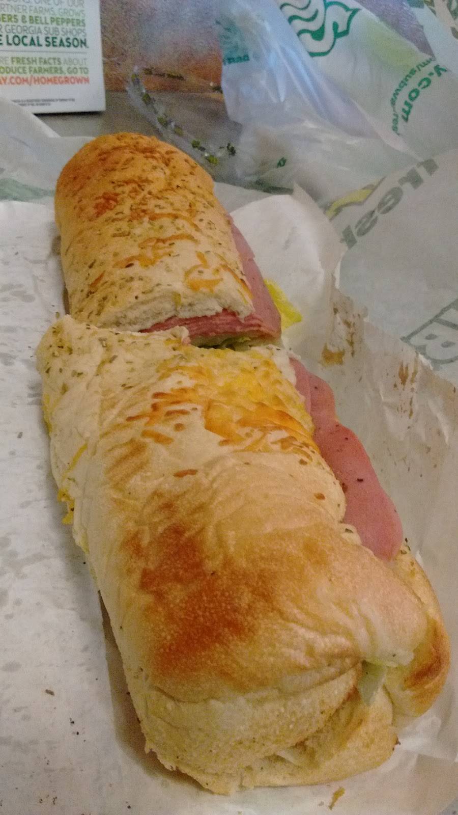 Subway Restaurants | restaurant | Cobblestone Crossing Shop Ctr, 2771 Monument Rd Unit 28, Jacksonville, FL 32225, USA | 9046428102 OR +1 904-642-8102