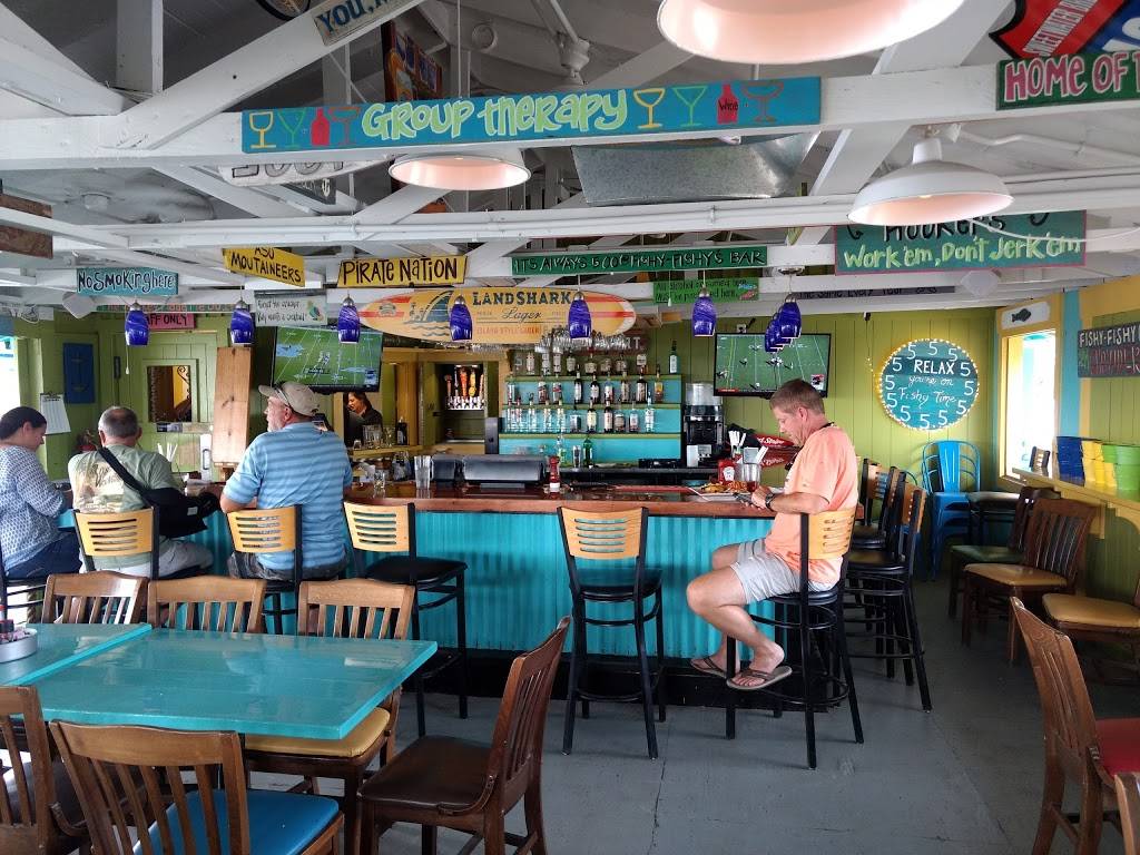 Fishy Fishy Cafe | restaurant | 106 Yacht Basin Dr, Southport, NC 28461, USA | 9104571881 OR +1 910-457-1881