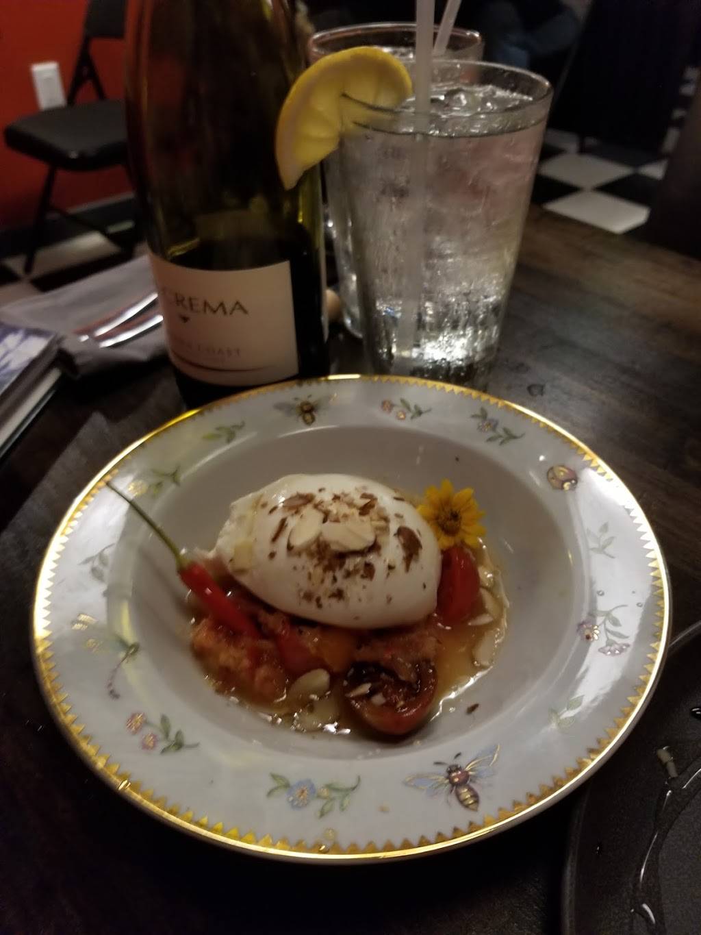 Tin Acres Kitchen & Market | restaurant | 13126 State Highyway 198 South, Payne Springs, TX 75156, USA | 9034513301 OR +1 903-451-3301