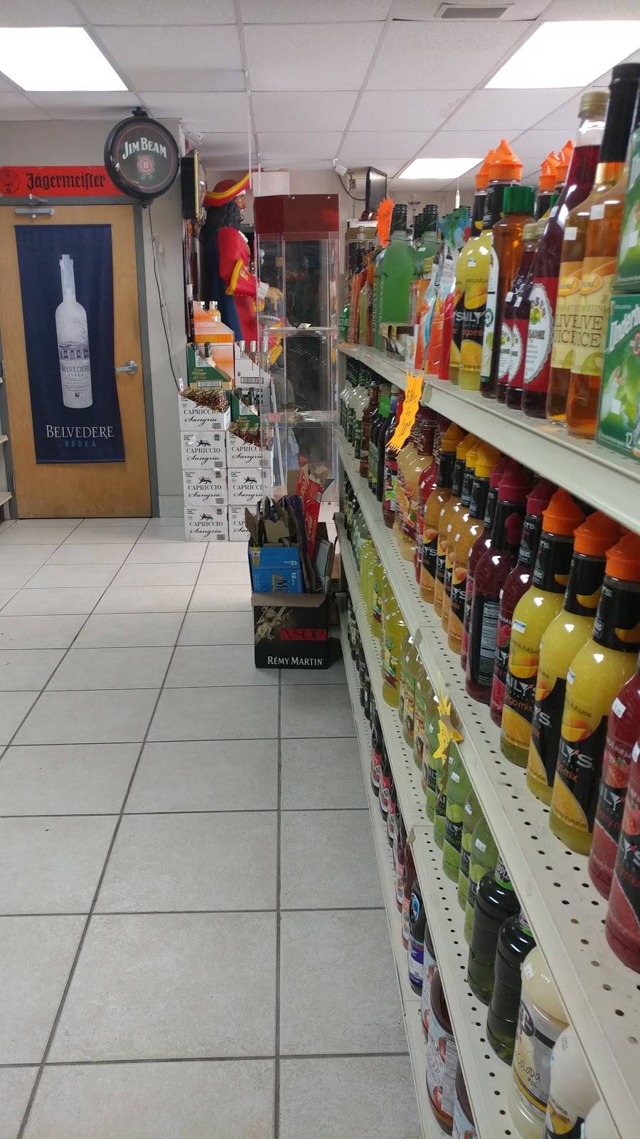 5 Star Liquor Bar & Grill | restaurant | 8350 Arlington Expy, Jacksonville, FL 32211, USA | 9047257511 OR +1 904-725-7511