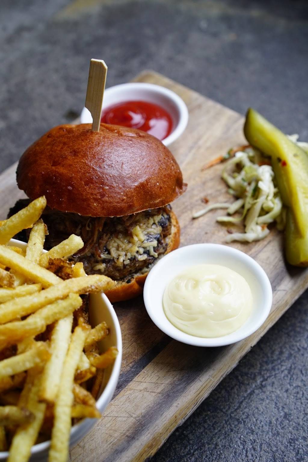 Marben | restaurant | 488 Wellington St W, Toronto, ON M5V 1E3, Canada | 4169791990 OR +1 416-979-1990