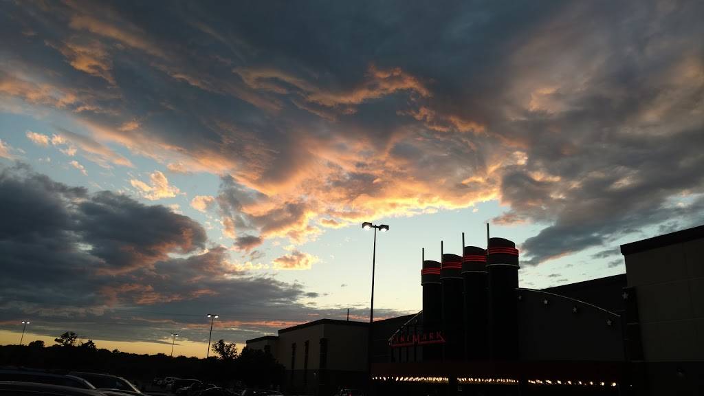 Cinemark 20 and XD | meal takeaway | 5500 Antioch Dr, Merriam, KS 66202, USA | 9137897038 OR +1 913-789-7038