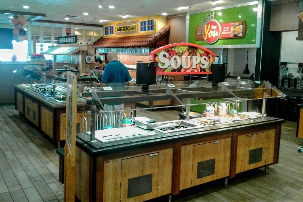 HomeTown Buffet | restaurant | 1008 17th St, Santa Ana, CA 92701, USA | 7145413020 OR +1 714-541-3020